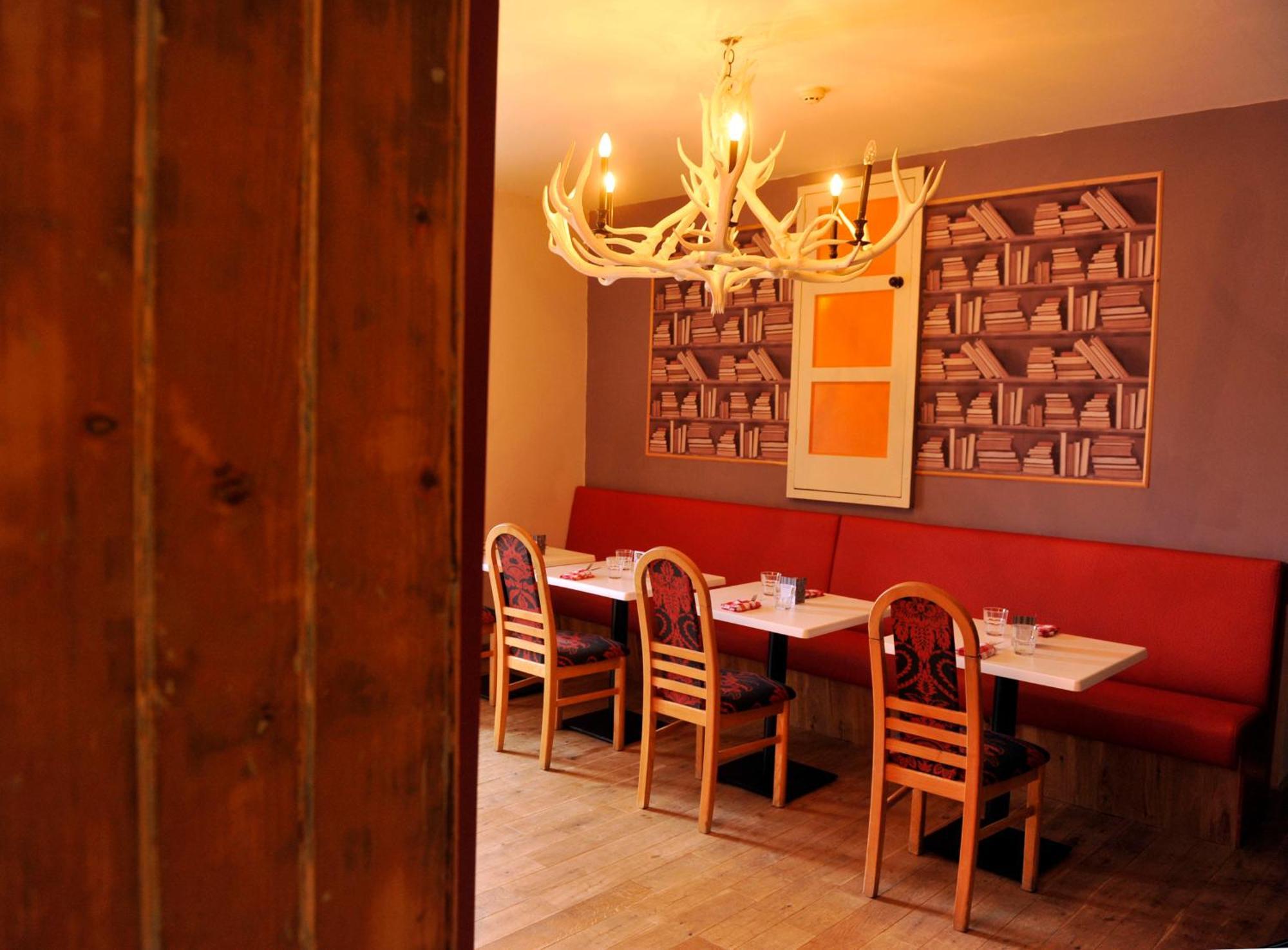 Buccleuch Arms 호텔 St Boswells 외부 사진