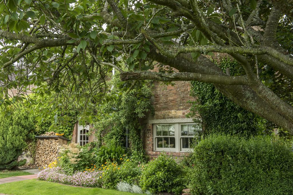 Buccleuch Arms 호텔 St Boswells 외부 사진
