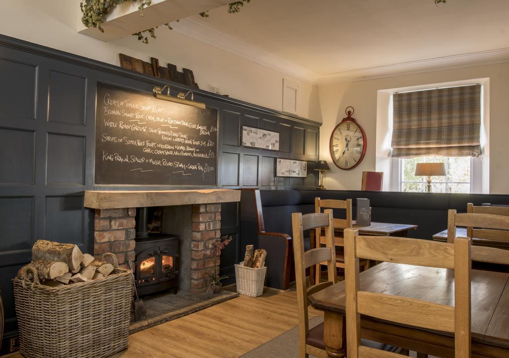 Buccleuch Arms 호텔 St Boswells 외부 사진